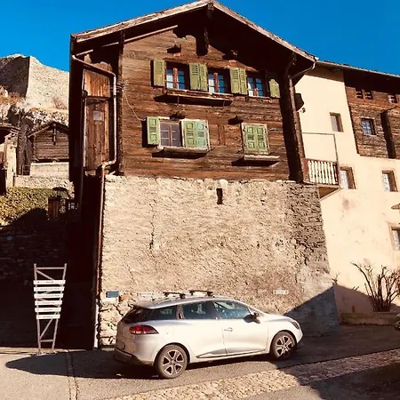 Ferienwohnung Josefine * Niedergesteln